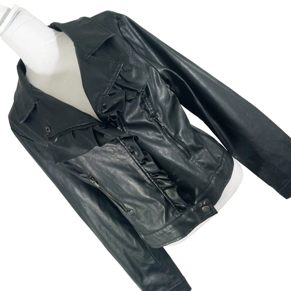 RUE 21! AWESOME RUFFLE FRONT VEGAN LEATHER BIKER STYLE JACKET, COAT! SZ XL